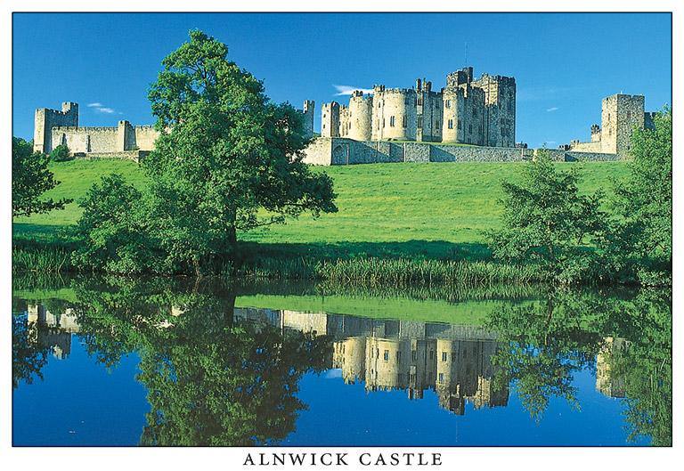 Alnwick Castle Postcard | Cardtoons Publications